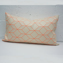 Cargar imagen en el visor de la galería, Maharam Bright Cube Crush Pillow Jaspid studio