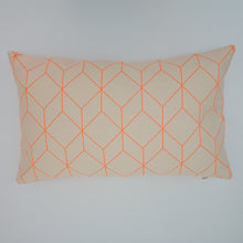 Cargar imagen en el visor de la galería, Maharam Bright Cube Crush Pillow Jaspid studio