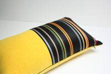 Cargar imagen en el visor de la galería, Maharam Paul Smith mixed Pillows - Collection No.3 - Jaspid Studio