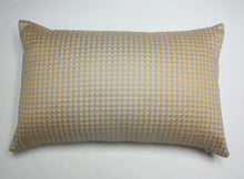 Load image into Gallery viewer, Maharam Shift Straw Pillow