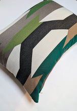 Load image into Gallery viewer, Arc com Crescendo Emerald pillow