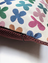Load image into Gallery viewer, Maharam Quatrefoil by Alexander Girard, Pillow