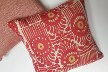 Cargar imagen en el visor de la galería, Perennials Bazaar Pillow