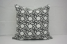 Load image into Gallery viewer, Black and White weave Pillow Jaspid Studio