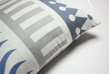 Load image into Gallery viewer, Maharam Palio Sky by Alexander Girard, Pillow Jaspid studio