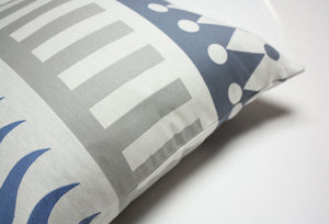 Maharam Palio Sky by Alexander Girard, Pillow Jaspid studio