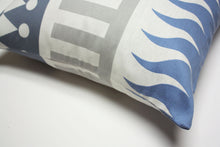 Load image into Gallery viewer, Maharam Palio Sky by Alexander Girard, Pillow Jaspid studio