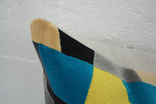 Load image into Gallery viewer, Momentum Lucio Capri Pillow