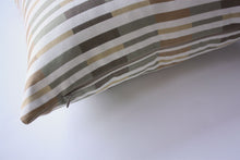 Cargar imagen en el visor de la galería, Maharam Rule Sand Bar Pillow Jaspid studio