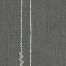 Cargar imagen en el visor de la galería, Maharam Spindle Sagebrush pillow Jaspid studio