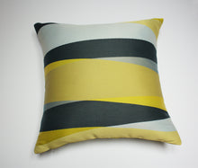 Cargar imagen en el visor de la galería, Maharam Taper Lightning Pillow Jaspid studio