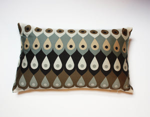 Maharam Amulet Quartz pillow Jaspid studio