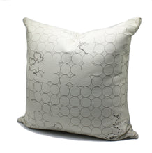 Load image into Gallery viewer, Maharam Vineyard Taro pillow Jaspid studio