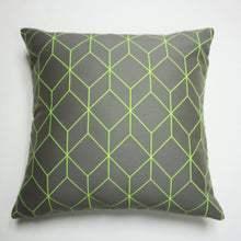 Cargar imagen en el visor de la galería, bright cube glo pillow