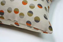 Cargar imagen en el visor de la galería, Maharam Confetti Tangerine Pillow