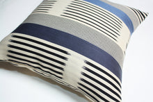 Cargar imagen en el visor de la galería, Knoll Ikat Stripe Atlantic Pillow Jaspid Studio