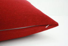 Cargar imagen en el visor de la galería, Maharam Hallingdal Red Pillow