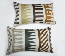 Cargar imagen en el visor de la galería, Maharam Palio Earth by Alexander Girard Pillow