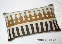 Cargar imagen en el visor de la galería, Maharam Palio by Alexander Girard Pillow