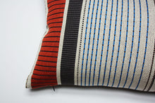 Cargar imagen en el visor de la galería, Maharam Paul Smith Point Ivory and Ember pillow