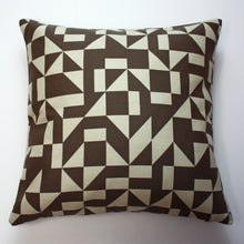 Cargar imagen en el visor de la galería, Maharam Regatta Drift Pillow